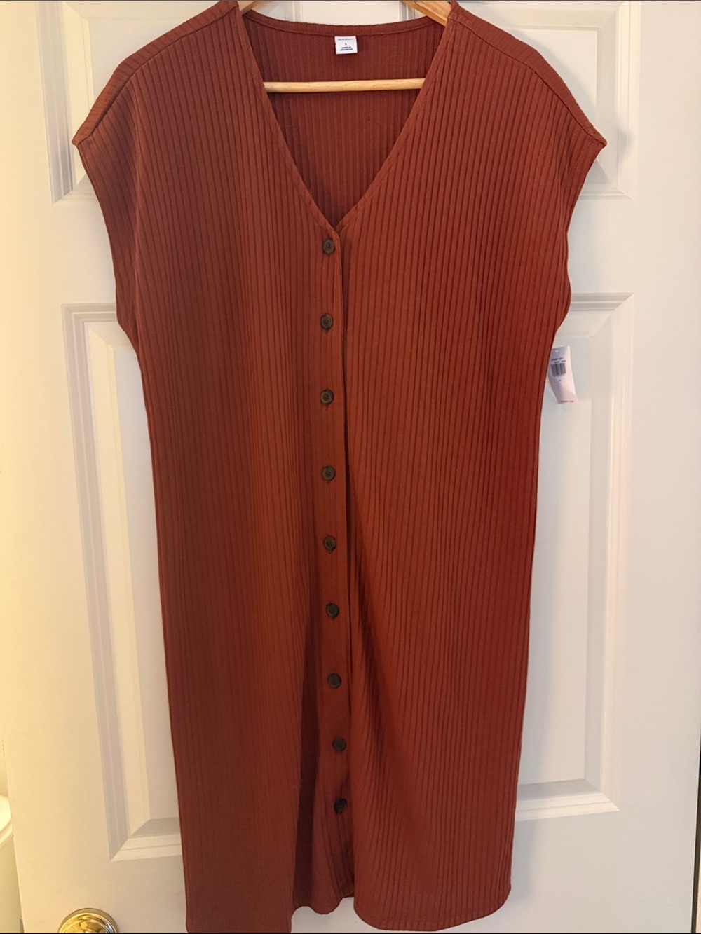 Old Navy Ribbed V-Neck Button-Front Dress in Rust Brown